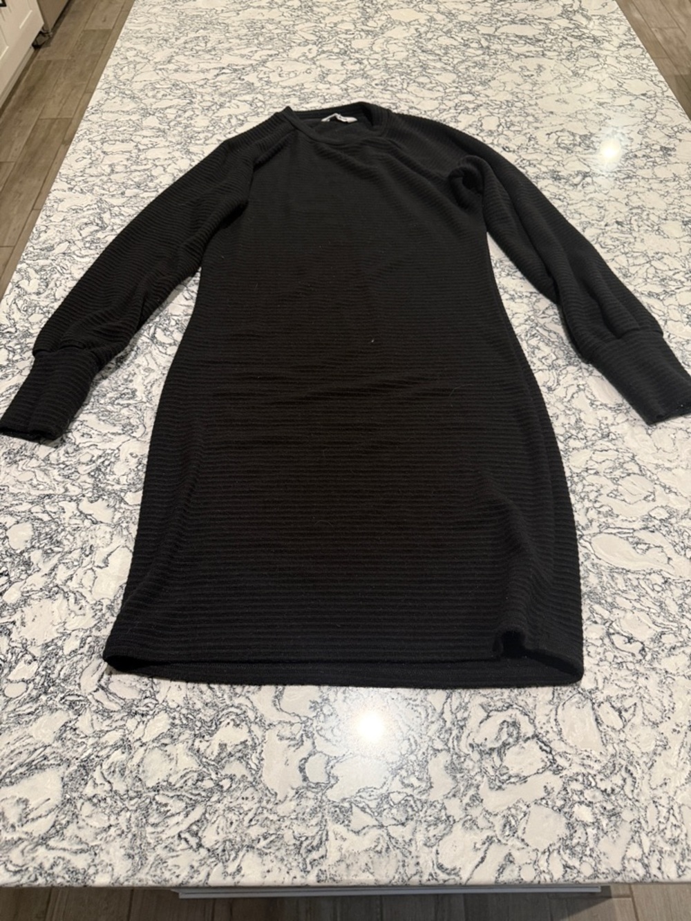 Steve Madden Black Ribbed Knit Shift Dress